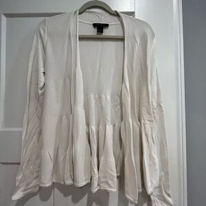 White House Black Market Cute Sweater